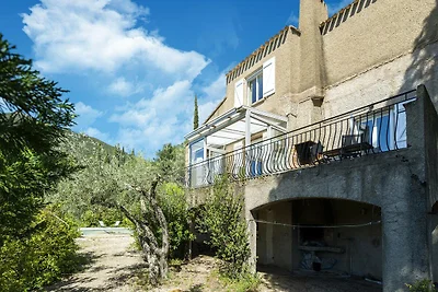 Schönes Landhaus mit privatem Pool