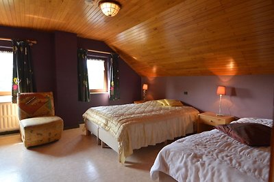 Schönes Ferienhaus in Ondenval mit Sauna