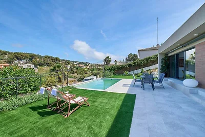 Familienfreundliche Villa mit privatem Pool
