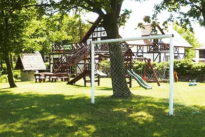 Komfortable Ferienwohnung, Auβenpool, Darlowo