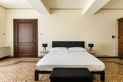 Wohnung in Bologna mit Parken