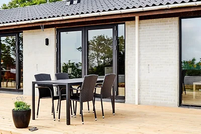 4 Personen Ferienhaus in Rønne