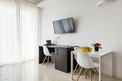 Wohnung in Bologna mit Balkon und Parken