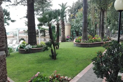 Villa in Italia vicino al mare con piscina