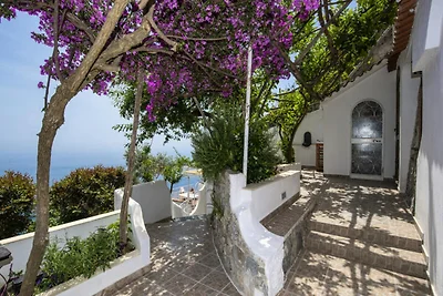 Villa a Praiano con terrazza vista mare