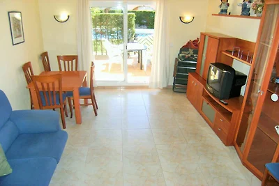Ferienhaus in Estartit mit Terrasse