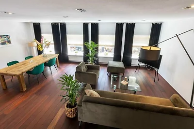 Central Domburg Apartment
