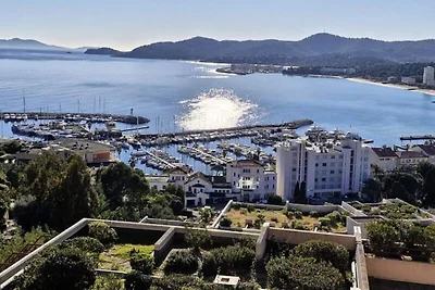 Appartement in Le Lavandou met zeezicht