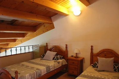 Belvilla by OYO Mas Set Rengs