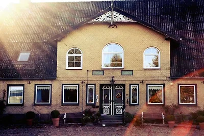 Boerderij in Boren met zwembad