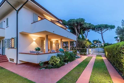 Villa bij Marina en strand