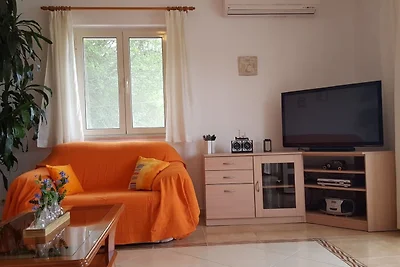 Bodul Vacation Apartment - Two Bedroom Apartm...