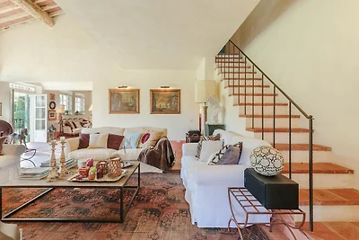 Villa in Camaiore met zwembad en Toscaanse...