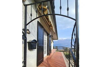 Appartement à Trémosine avec balcon et Wi-Fi