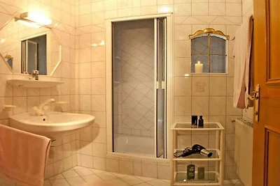 Ferienwohnung mit 2 Schlafzimmer