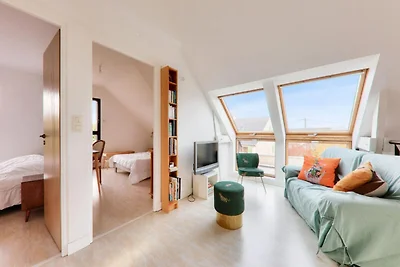 Apartment in St. Armel mit beheiztem Pool