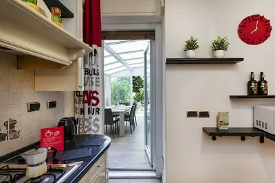 Modern Apartment with Patio in Rapallo