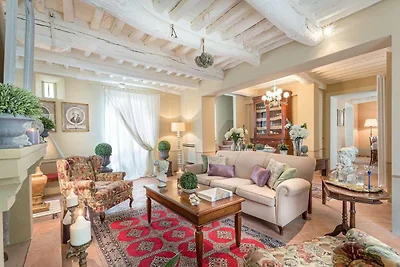 Villa in der Toskana mit Weinbergblick