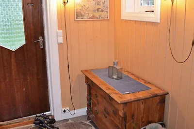 6 Personen Ferienhaus in Gullesfjord