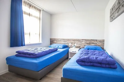 Ferienhaus in Medemblik mit Terrasse