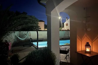 Neue Villa ELMASO****