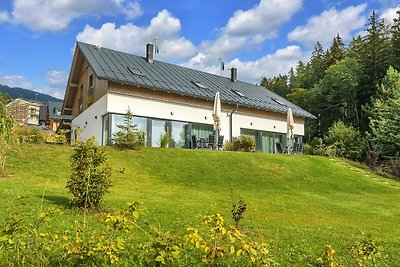 Comfortabele villa in Cerny Dul met sauna