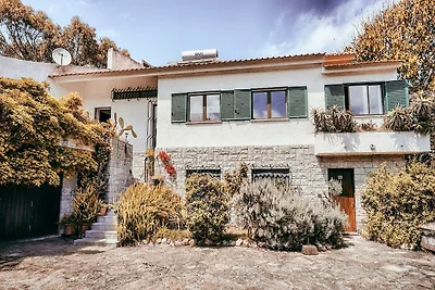 Ruhiges Ferienhaus mit Pool in Sintra