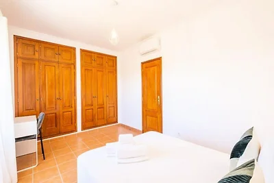 Villa in Galé mit Pool nahe Stränden