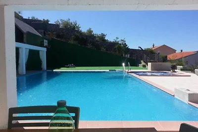 Villa in Dramalj mit Schwimmbecken