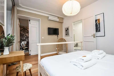 Elegant apartment - 3BR/8P - Gare de l'est