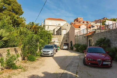 Villa Marini Dvori - Two-Bedroom Apartment wi...