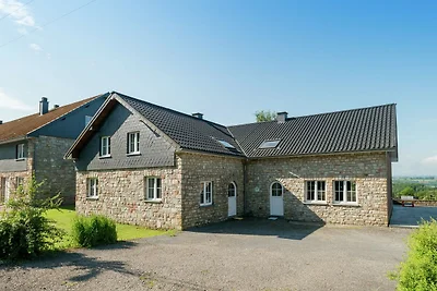 Ruime villa in Malmedy nabij het bos