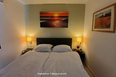 Villa für 6 Personen mit umzäuntem Garten