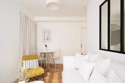 Im Lichte der Augustinerwohnungen