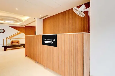 Super Townhouse T Block Sektor 24