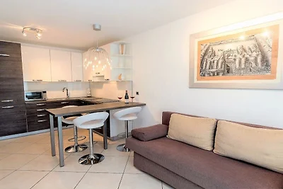 Wohnung in Selce mit Schwimmbecken