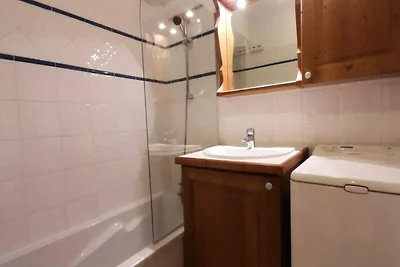 Wohnung in den Alpen mit Pool und Skizugang