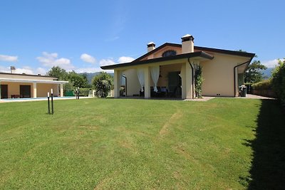 Villa Anna, Camaiore