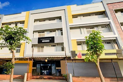 Stazione ferroviaria di Cherlapally Townhouse
