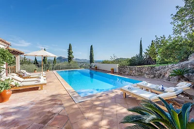 Elegante Villa mit beheiztem Pool, Pollença