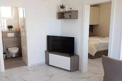 One-Bedroom Deluxe City View Apartment