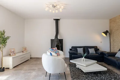 Villa mit Swimmingpool, Sauna, Fitness,...