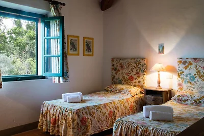 Moderno Appartamento con Piscina a Ghizzano