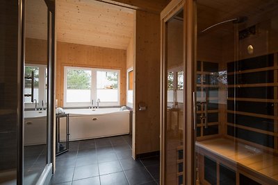 Exklusives Chalet mit Whirlpool