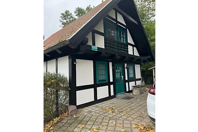 Fachwerk-Kate am Salzhaff