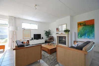 Attraktive Dünenvilla mit Sauna