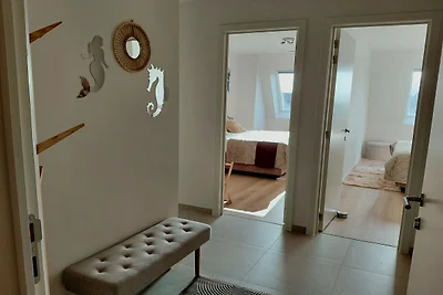 Luxusapartment mit Pool und Parkplatz