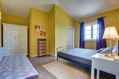 Villa in Rakalj nahe Strände mit Pool