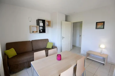 Appartement in Azille bij Lac de Jouarres