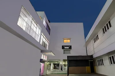 Super Townhouse Arcot Road in der Nähe des...